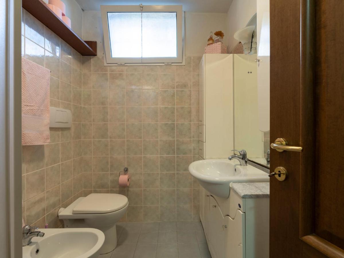 Holiday Home Lory House By Interhome Villa Viani エクステリア 写真